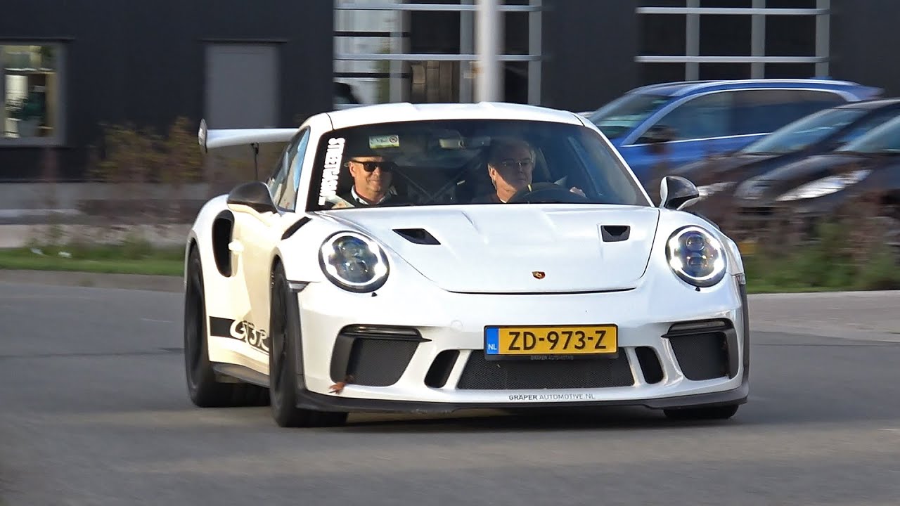 LOUD Porsche 911 991 GT3 RS Mk2 with Akrapovic Exhaust System! Great Sounds!