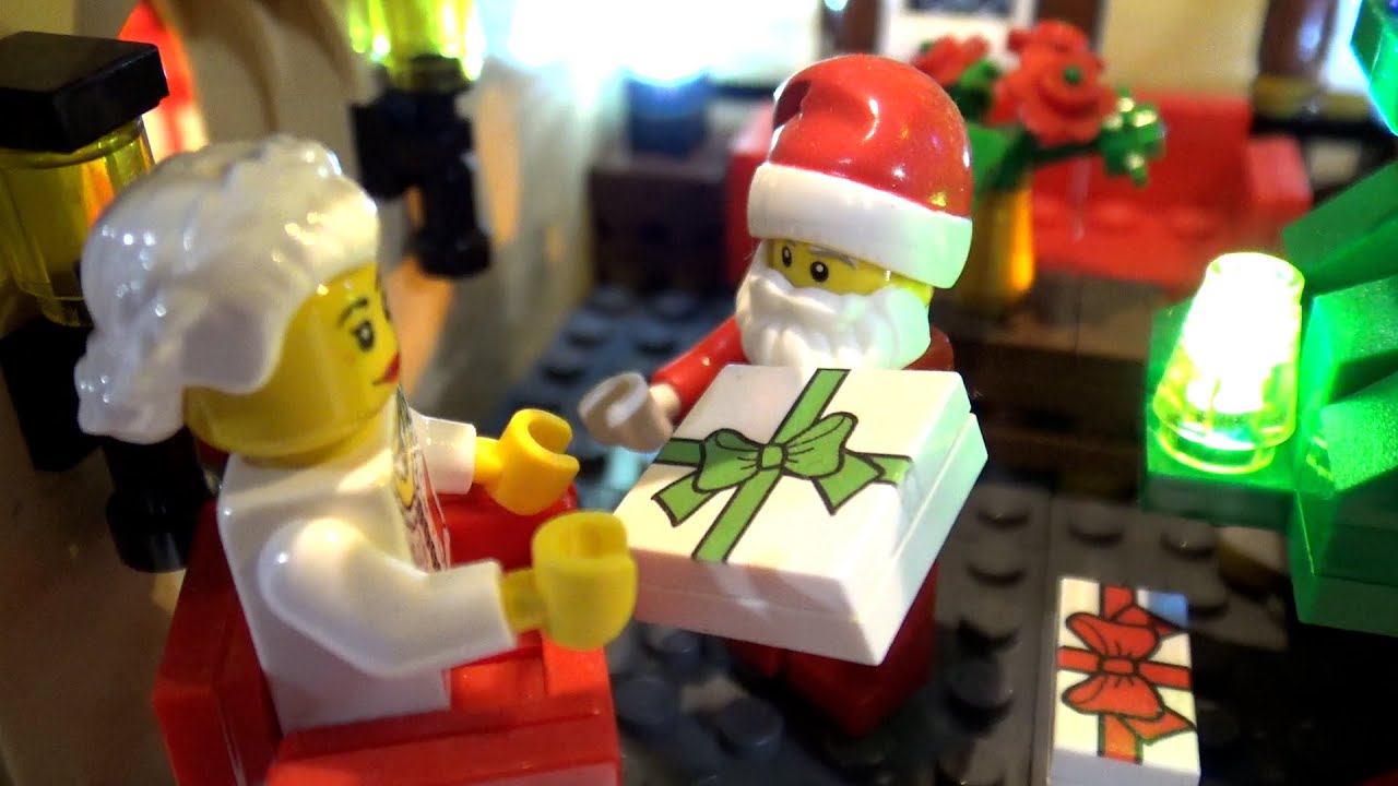 LEGO Santa's Workshop 24 Days of Christmas Advent Calendar