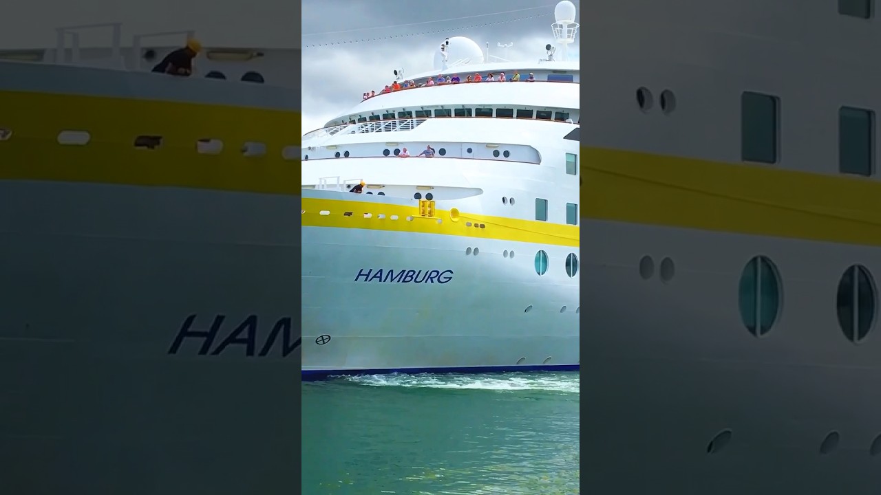 Plantours Hamburg leaving Colon, Panama today! #youtubeshorts #sailaway #ship