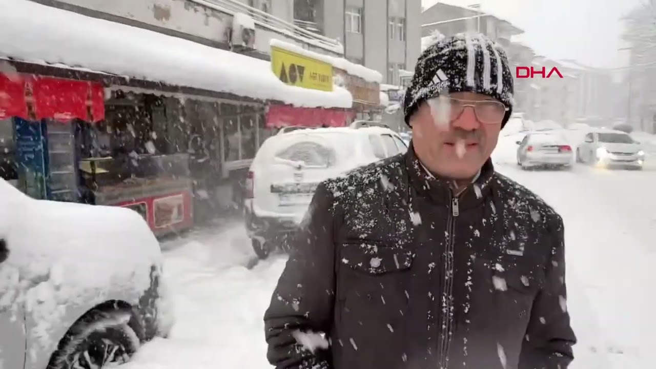 Bartın'da yoğun kar; merkezde 70, yükseklerde 150 santim