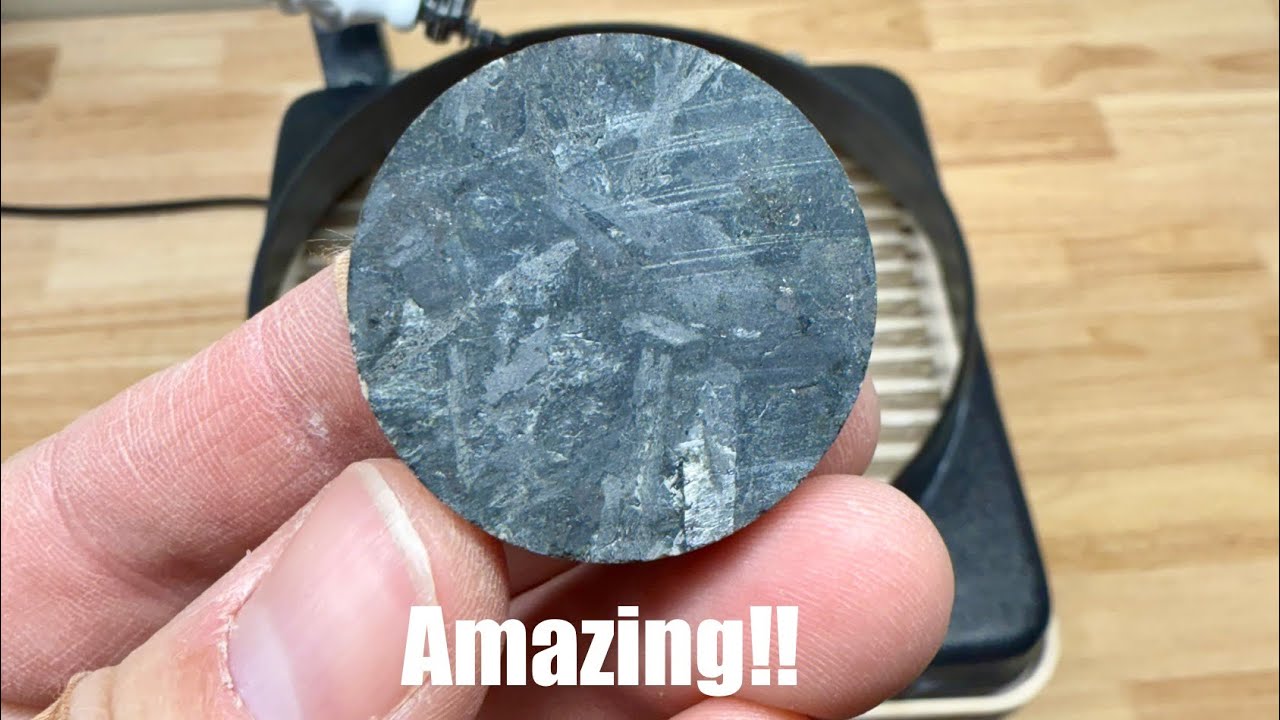 Polishing Rocks | Freeform Fridays | Gorgeous Gabbro Coin!