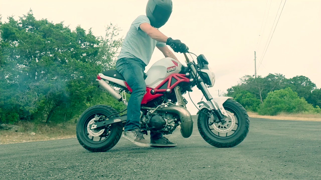 Honda CRom (grom copy) CR250 2 stroke first test ride.