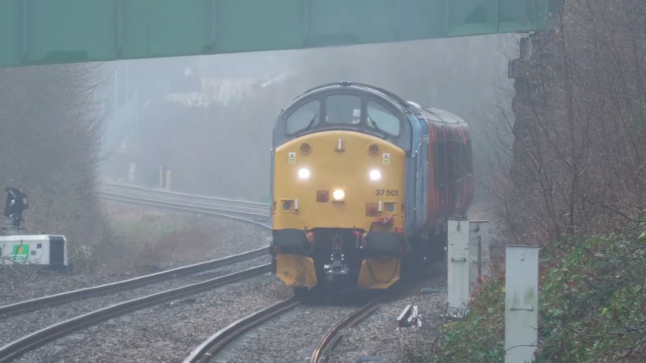 37501 5Q65 stock move Gascoigne Wood - Soho LMD at Pontefract Baghill. 10/02/26
