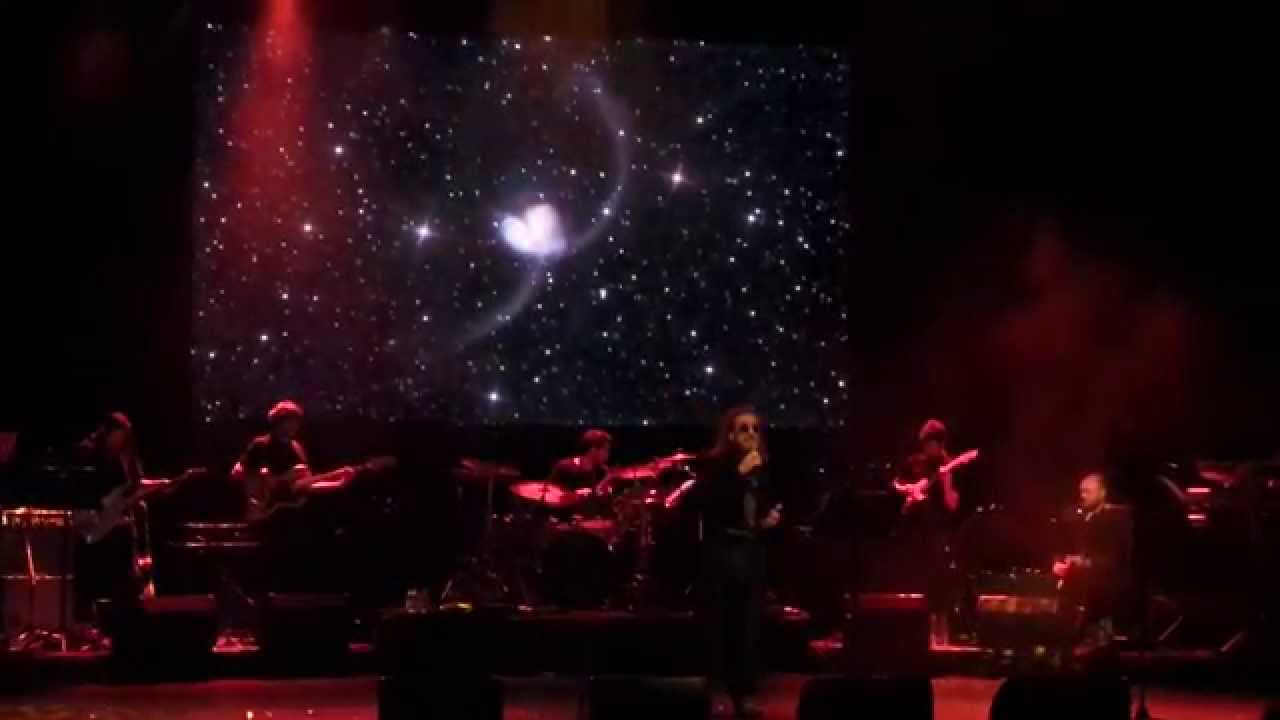 İlhan İrem-İyi Ki Varsın- Ben Değilim-Harbiye Cemil Topuzlu Açık Hava Tiyatrosu 20-Eylül-2014