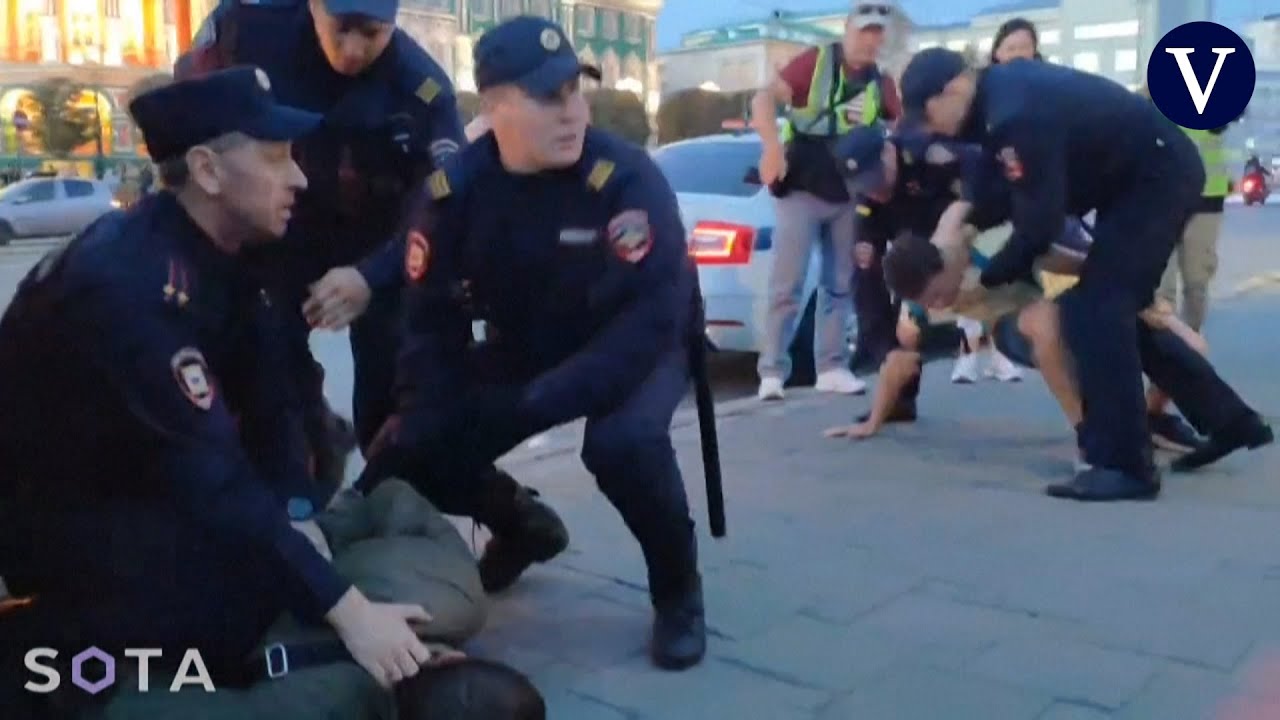 Más de 400 detenidos en las protestas contra la movilización militar anunciada por Putin