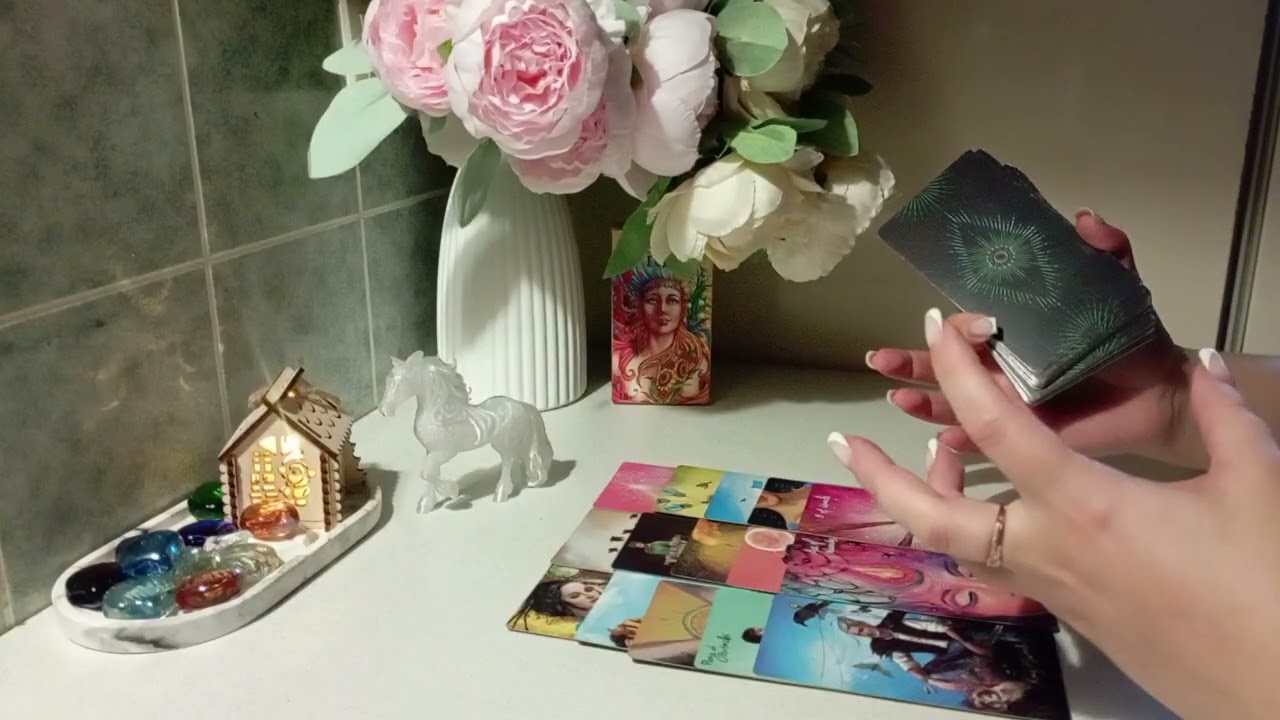 Что ОН думал о ВАС перед сном ⁉️💕 #таро #гадания #tarot 