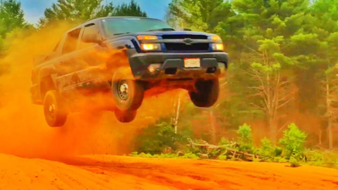 Chevy AVALANCHE Truck JUMPING!