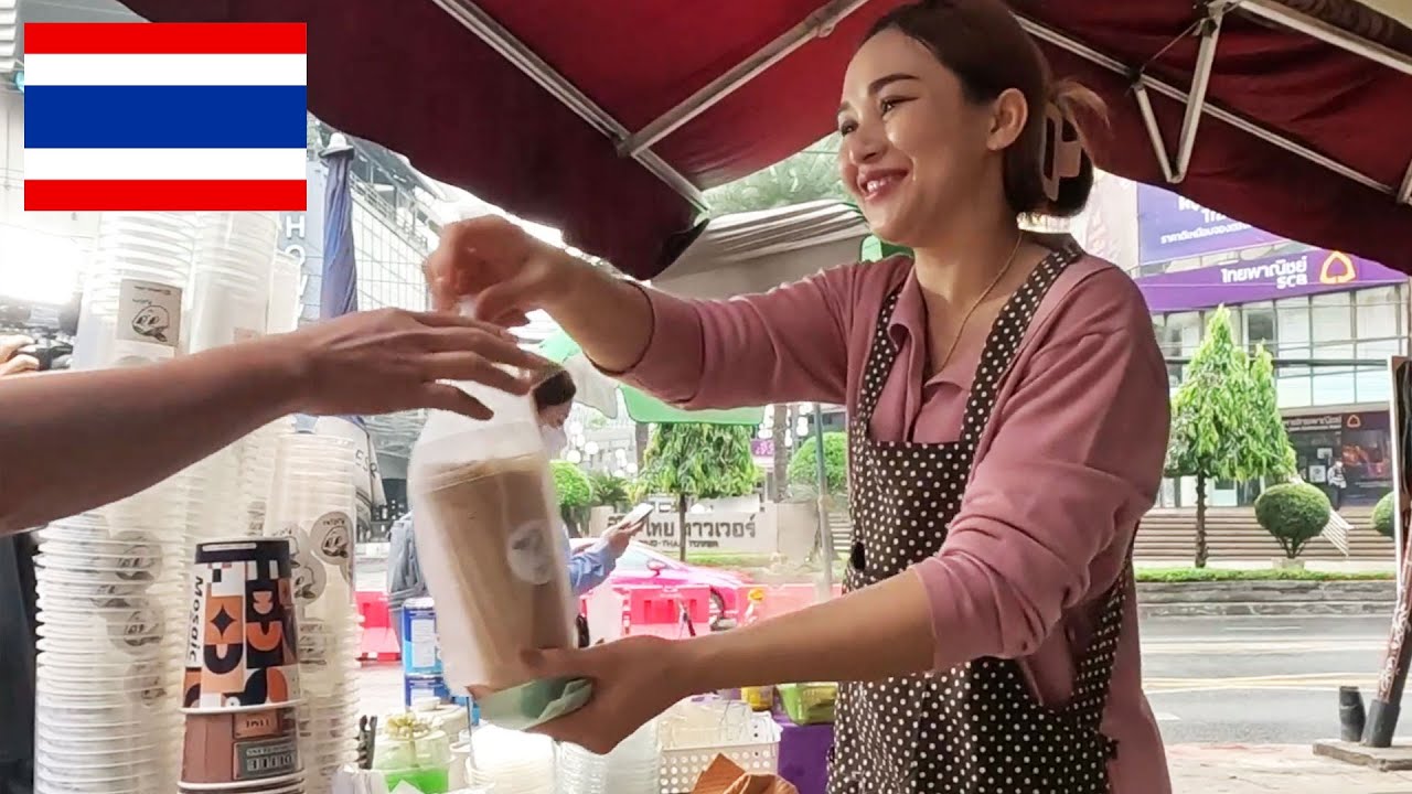 Самая популярная кофейная леди Бангкока/Тайская красавица: кофе Ploysai 🇹🇭 Thai Street Food
