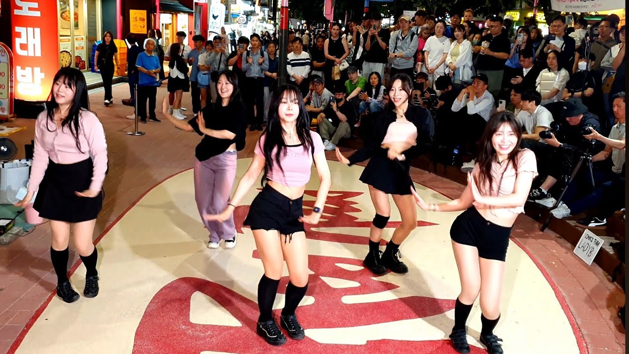 [STREET ARTIST] LADY B. INTERACTIVE HONGDAE BUSKING. 240529.