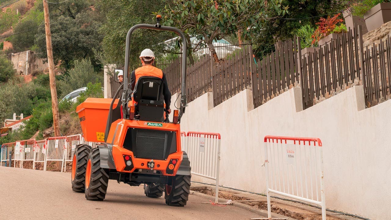 Dumpers compactos AUSA de 1.500 kg de capacidad