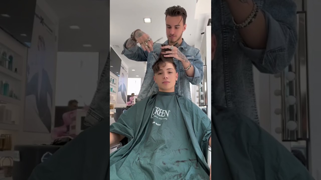 Mi Taglio I Capelli