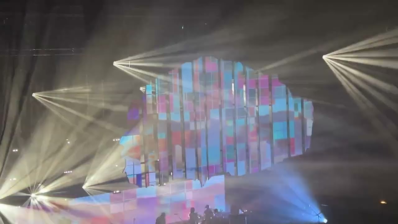 Ben Howard - Evergreen / Time Is Dancing (feat. IFWWW) (Live at Philharmonie - Munich 2024)