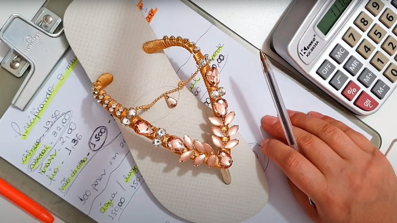 COMO CALCULAR O PREÇO DOS CHINELOS DECORADOS? | descobrindo o custo de produção e o preço de venda.