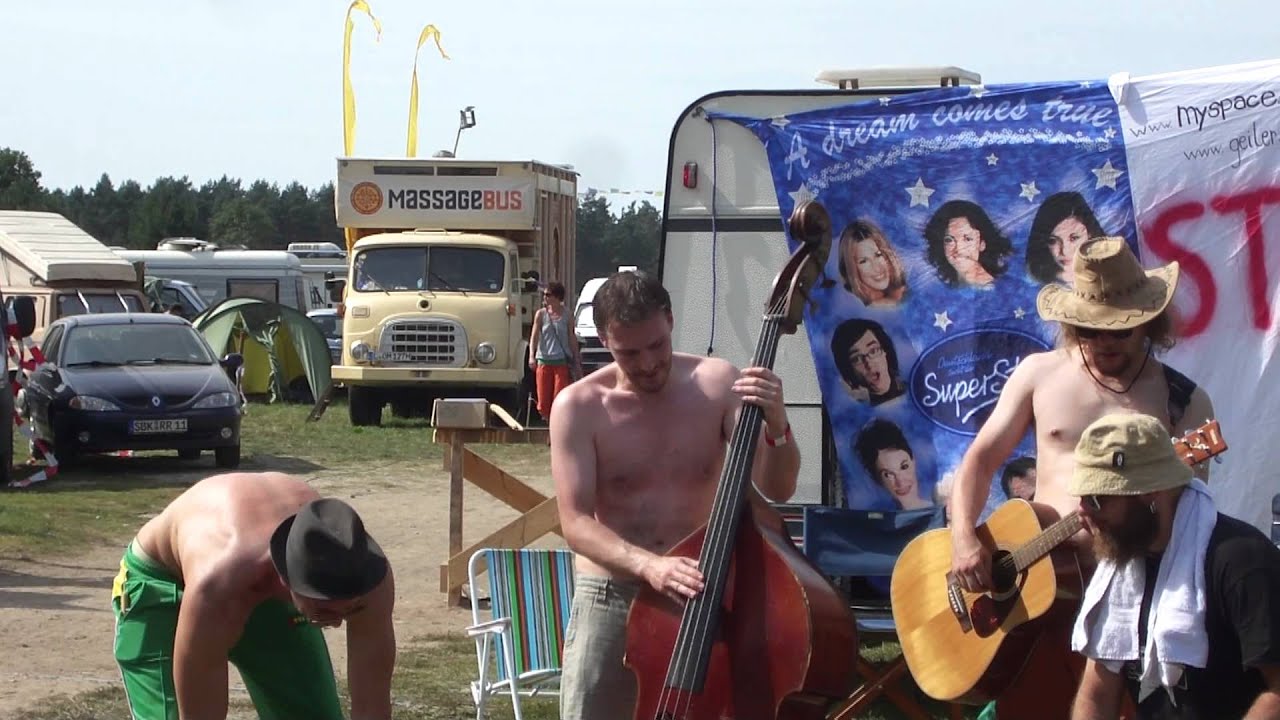 Stoff Live aufm zeltplatz zum Folkorum 2011