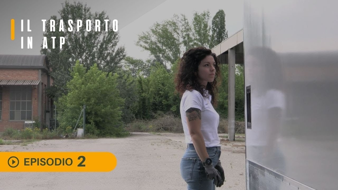 E vai col freddo | LAURA BROGLIO al lavoro con DAF XD