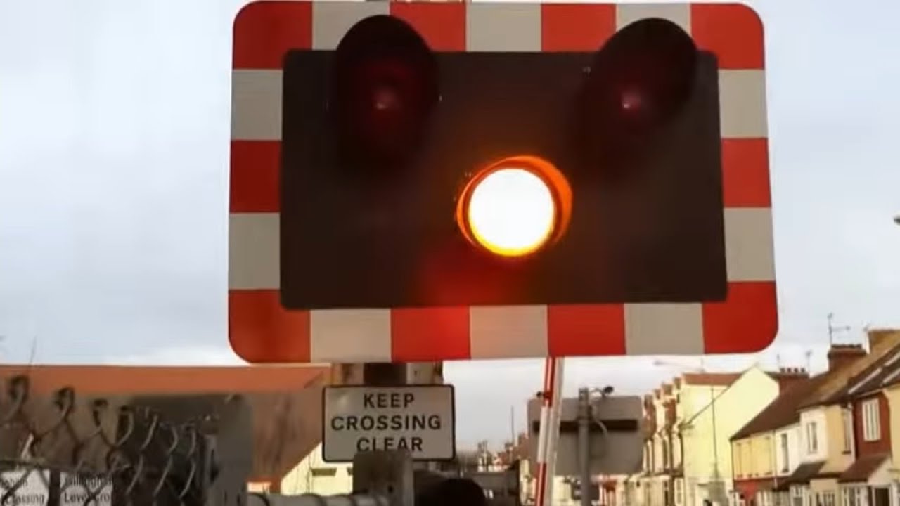 Gillingham Level Crossing, Kent (2015)