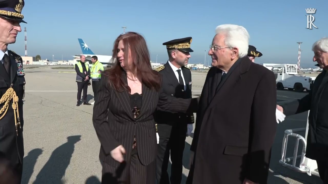 Arrivo del Presidente Mattarella all'aeroporto di Marsiglia