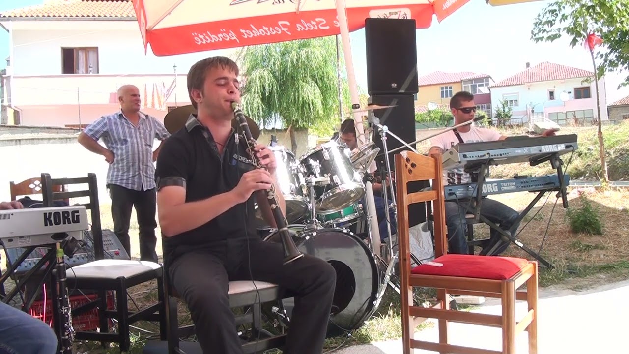 Renato i Korces - Kasmangjesa