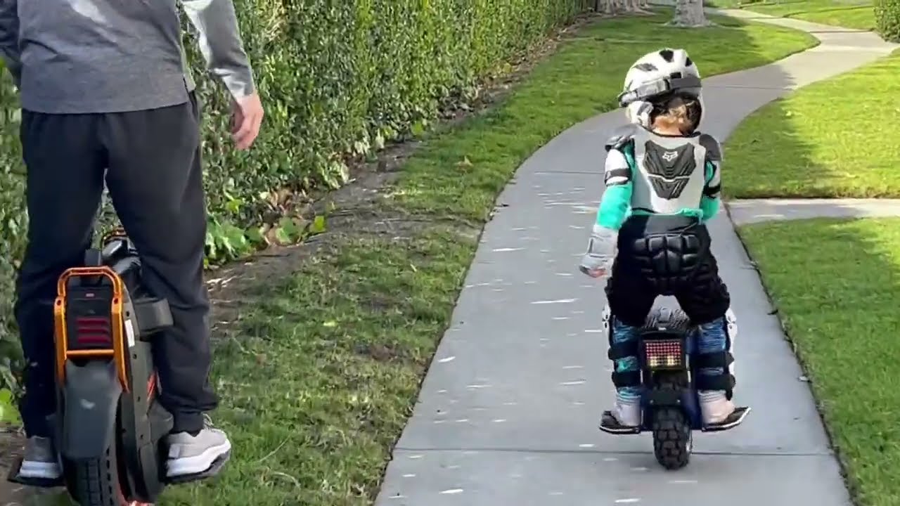 Mten4 unboxing by our 4 year old. Her first ride. And V13 Challenger #electricunicycle