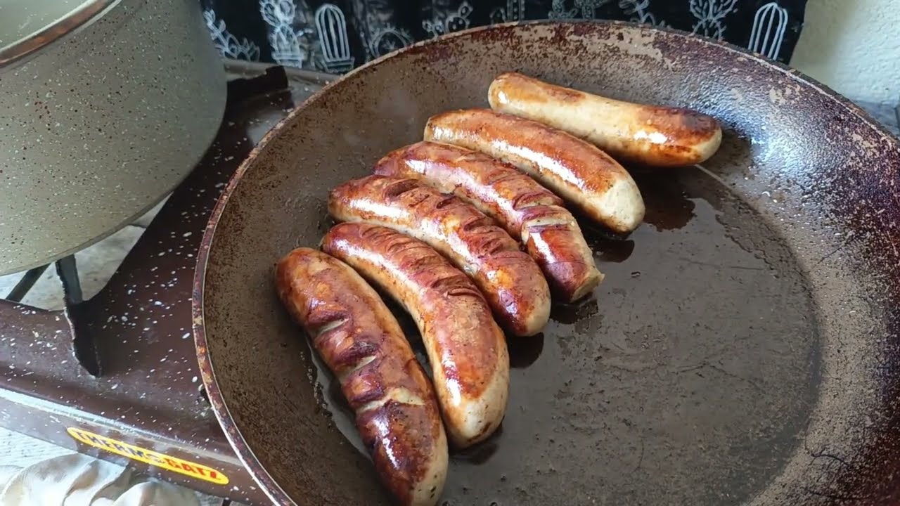 German Sausages with Curry Ketchup