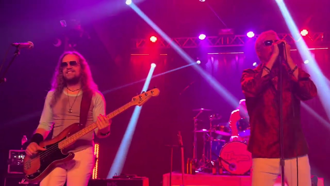 The ‘77 Experience live at Club LA covering the Billy Joel classic “My Life”
