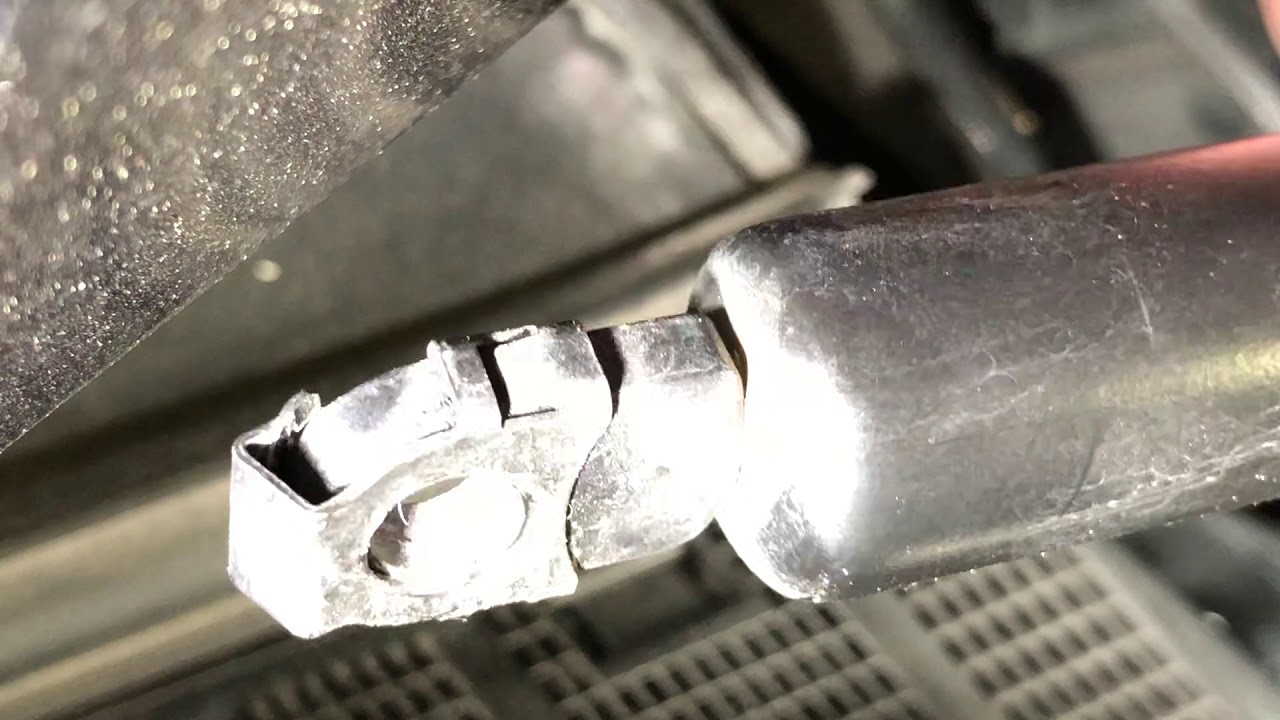 Hood Strut Replacement 1994 Mercedes C280 W202 Chasis