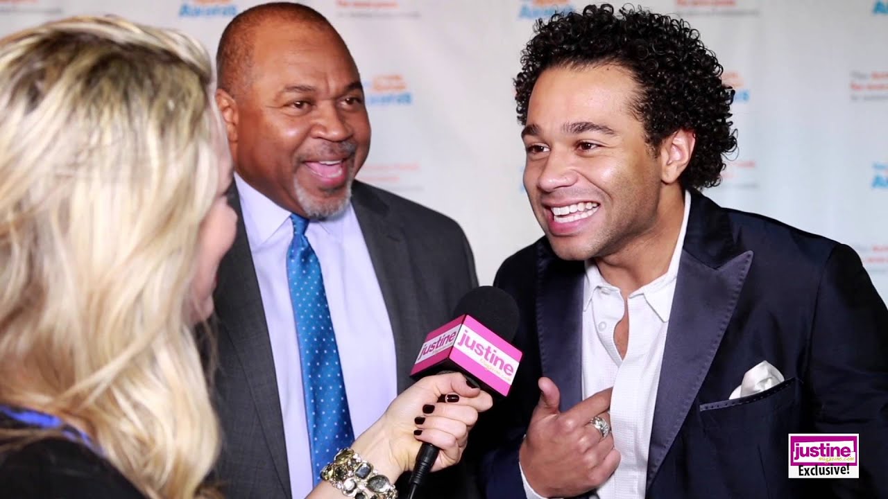 Justine Magazine: Celeb Gift Guide with Corbin Bleu, Maia Mitchell, Dylan Sprayberry & More!