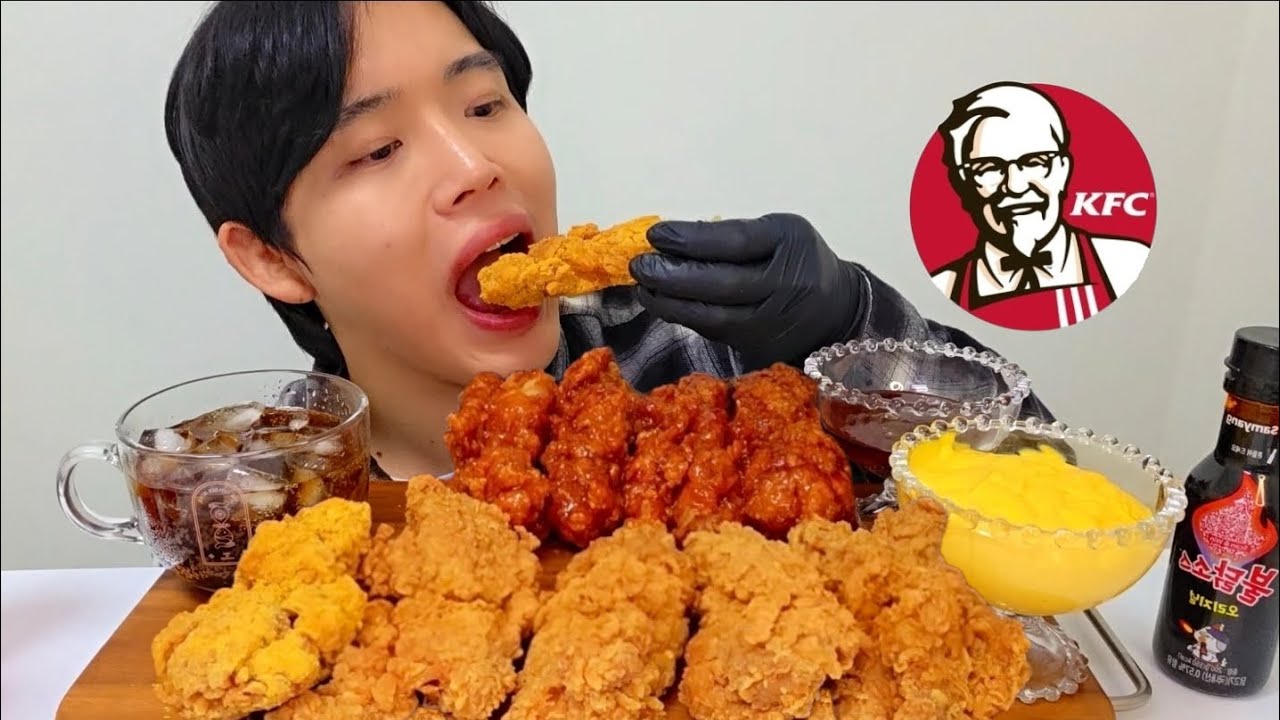 바삭한 KFC 핫크리스피, 갓양념, 트러플치르르 통다리치킨 Mukbang 치즈소스, 불닭소스까지 🔥