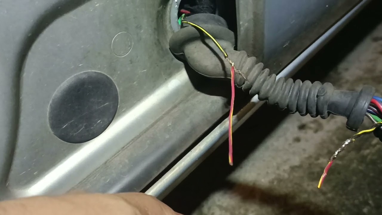 Zafira - trava da porta com problemas