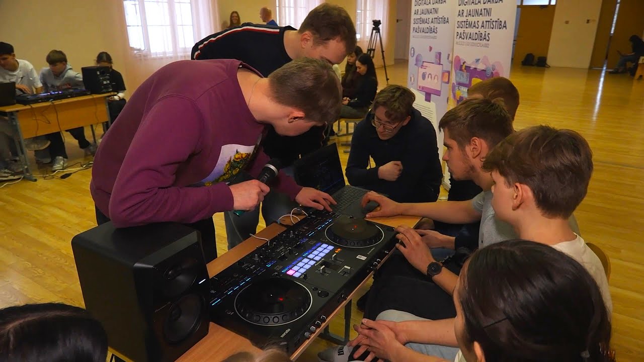 Rēzeknes novadā attīsta digitālā darba ar jaunatni sistēmu