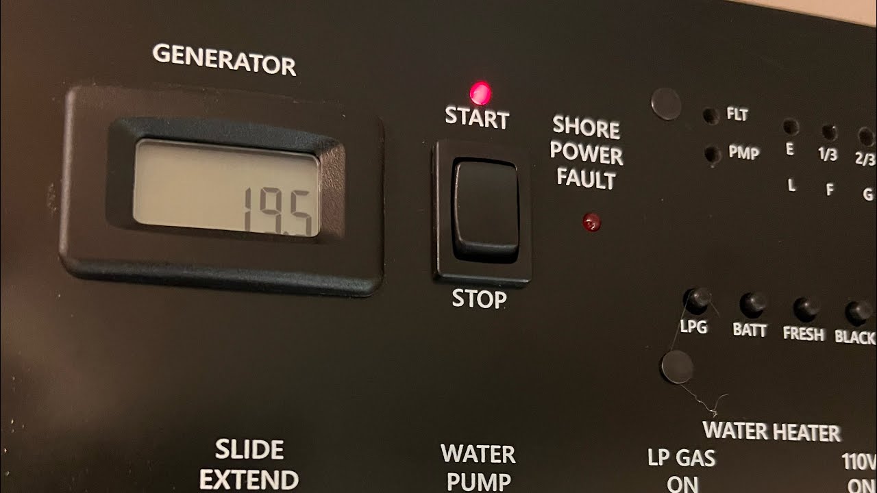 Onan QG 4000 Generator Oil Change on our 2022 Thor Motorhome