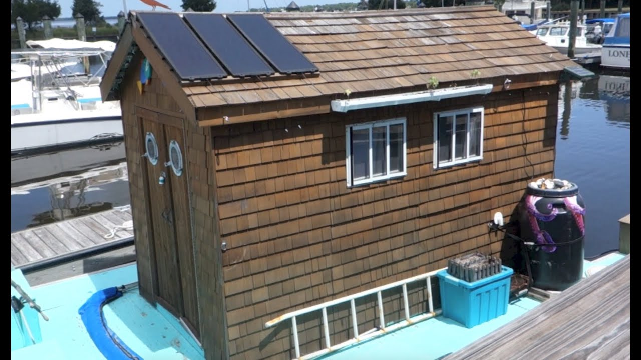 Who's Tiny Floating Home Is This?