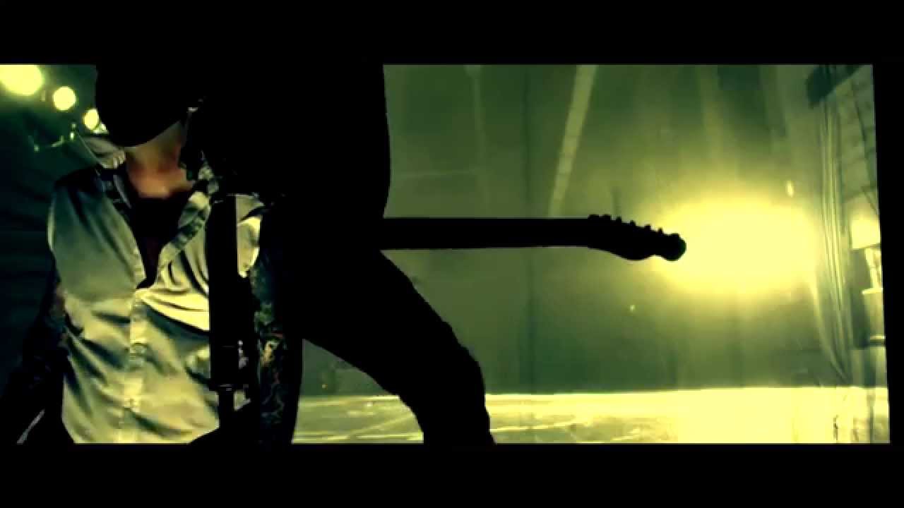 Bombshell Rocks 