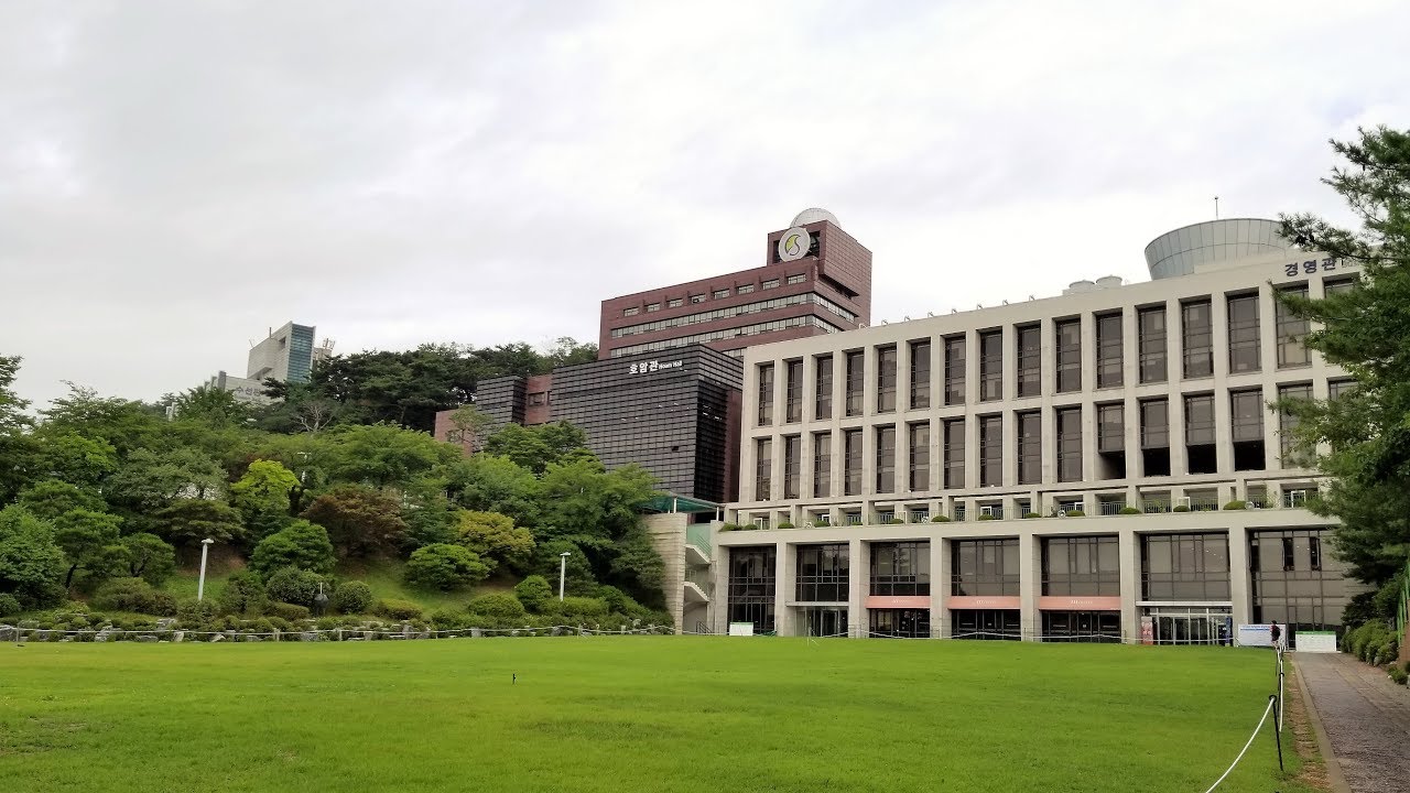 Tour of Sungkyunkwan University (SKKU)!