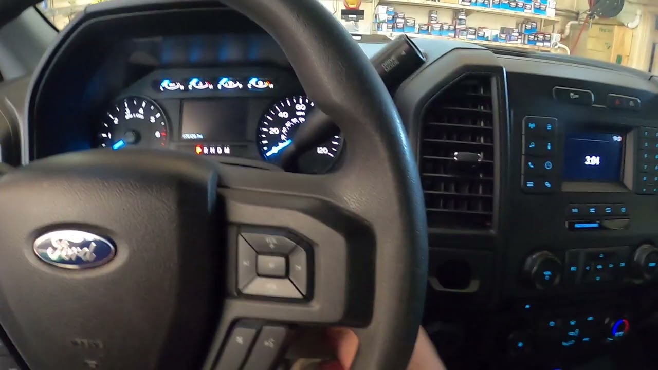 Ford F150 2018: отключение и повторное включение заднего электронного стояночного тормоза