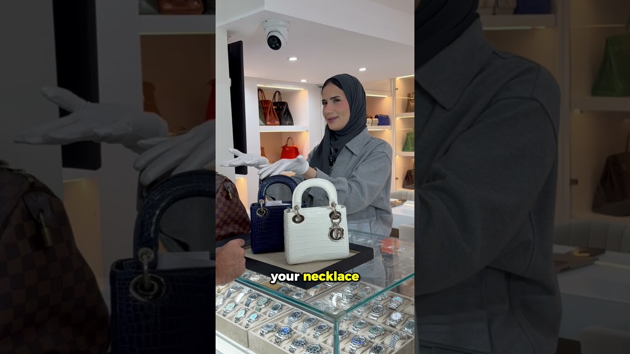 Вы бы обменяли свои дизайнерские сумочки? 👀👜