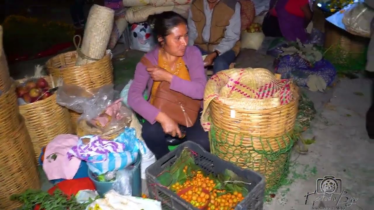 La Noche Del Pan Amarillo En Ayoquezco oaxaca tradiciones mexicanas