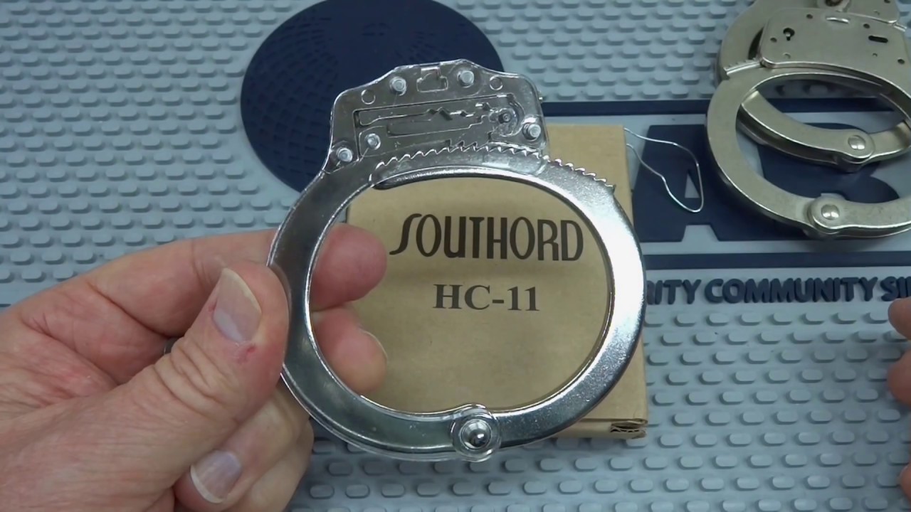 HC-11 Cutaway Practice Handcuff
