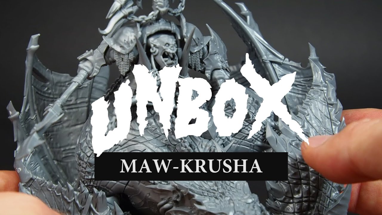 Unboxing and building Ironjawz Orruks Megaboss on Maw-krusha