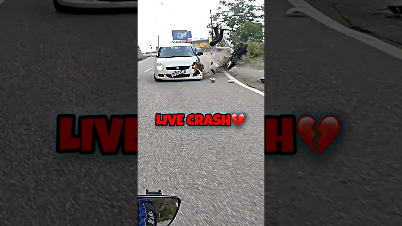 Live crash💔 Rs200 & R15M total loss😰 car wala wrong side🤬 #viral #status #liveaccdient