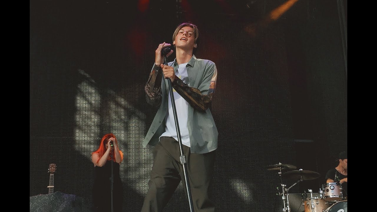 Painkiller - Ruel Full Live Performance (Front Row)
