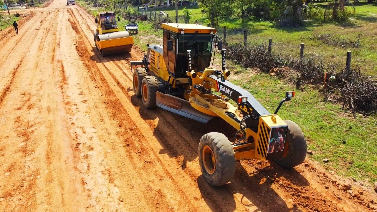 Amazing Road Construction Process With Grader Spreading and Roller Compacting