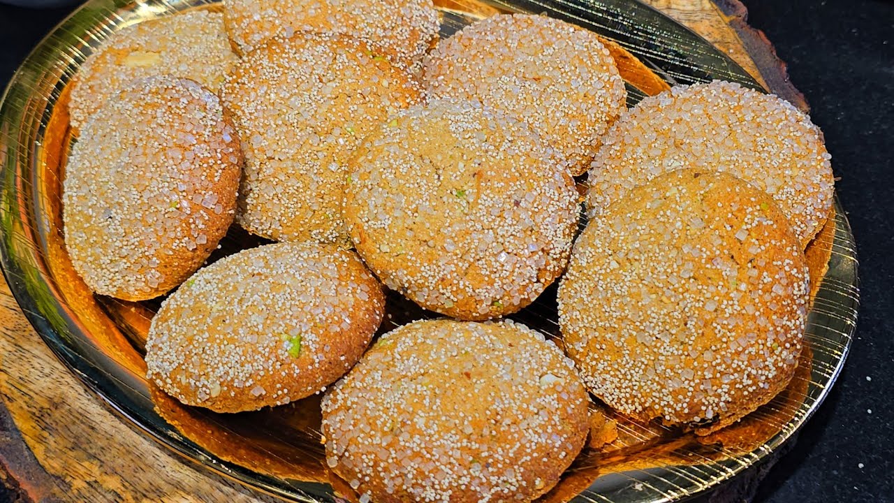 Roat | Jaggery Roat Coated With Sugar | Semolina Cookies | Dum Ke Roat made in moharram