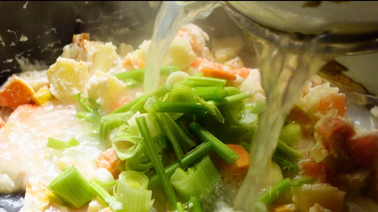 Shrimp Leak Soup for Christmas: A Warm Tasty Recipe