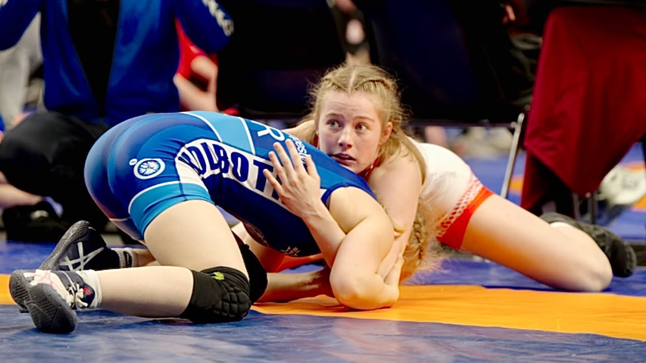 U17 Carla Christiansen (DEN) vs Liv Sandvik-Kleppesto (NOR) 57kg. Girls youth womens wrestling.
