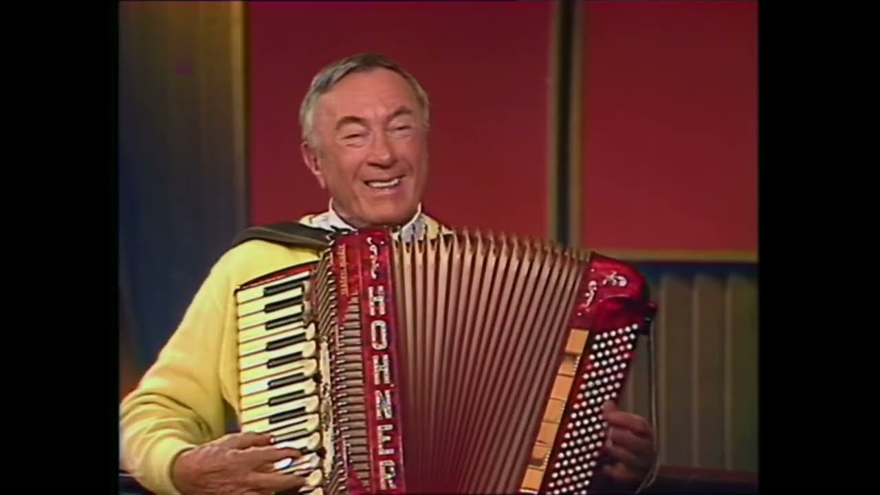 Tab&aacute;nyi Mih&aacute;ly - You belong to my heart (Hohner Gola)