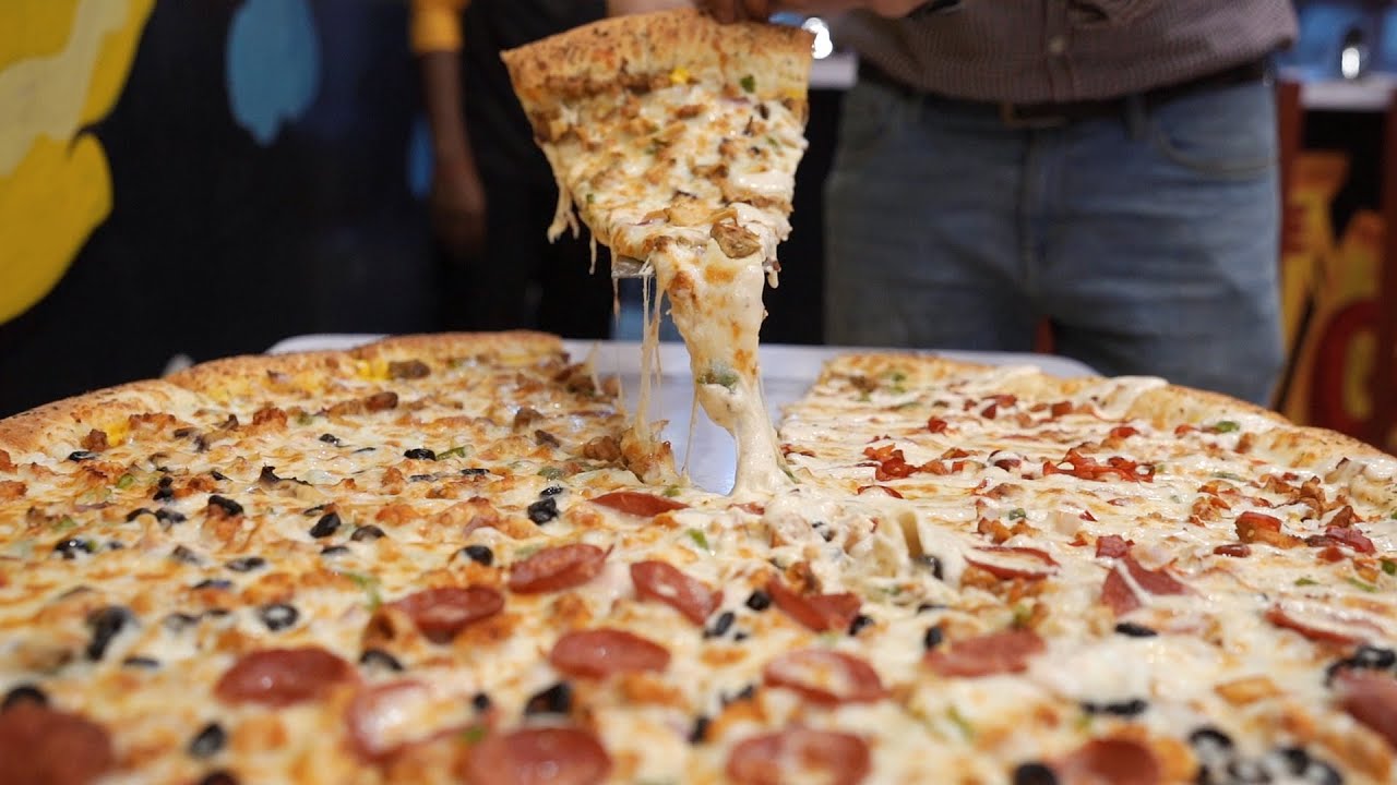 THE BIG PIZZA, Biggest Pizza, Giant Pizza Recipe, How to Make Largest Pizza｜Pakistan Street Food