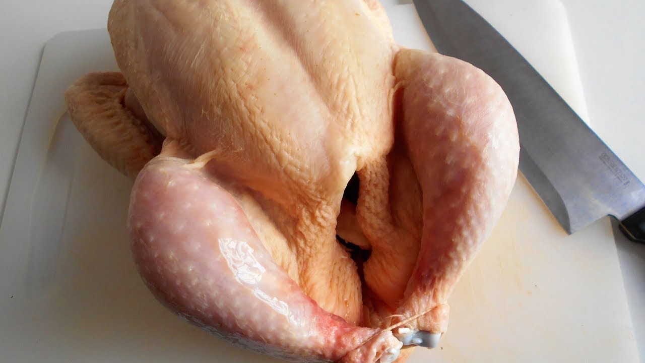 &Pi;&omega;&sigmaf; &nu;&alpha; &kappa;ό&psi;&epsilon;&tau;&epsilon; &tau;&omicron; &kappa;&omicron;&tau;ό&pi;&omicron;&upsilon;&lambda;&omicron; &sigma;&epsilon; &mu;&epsilon;&rho;ί&delta;&epsilon;&sigmaf; Cutting a chicken in pieces