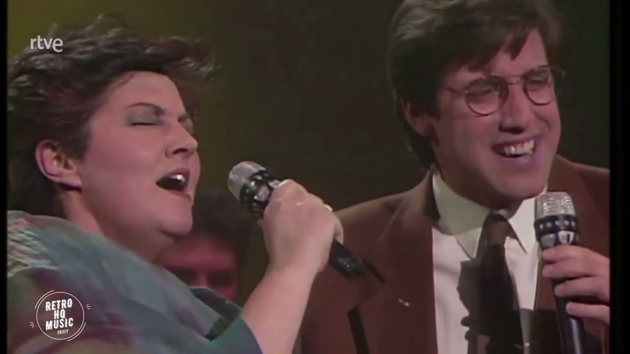 AMAYA URANGA & EMILIO ARAGÓN - El Martes Que Viene (TVE - 1990) - Can't buy me love