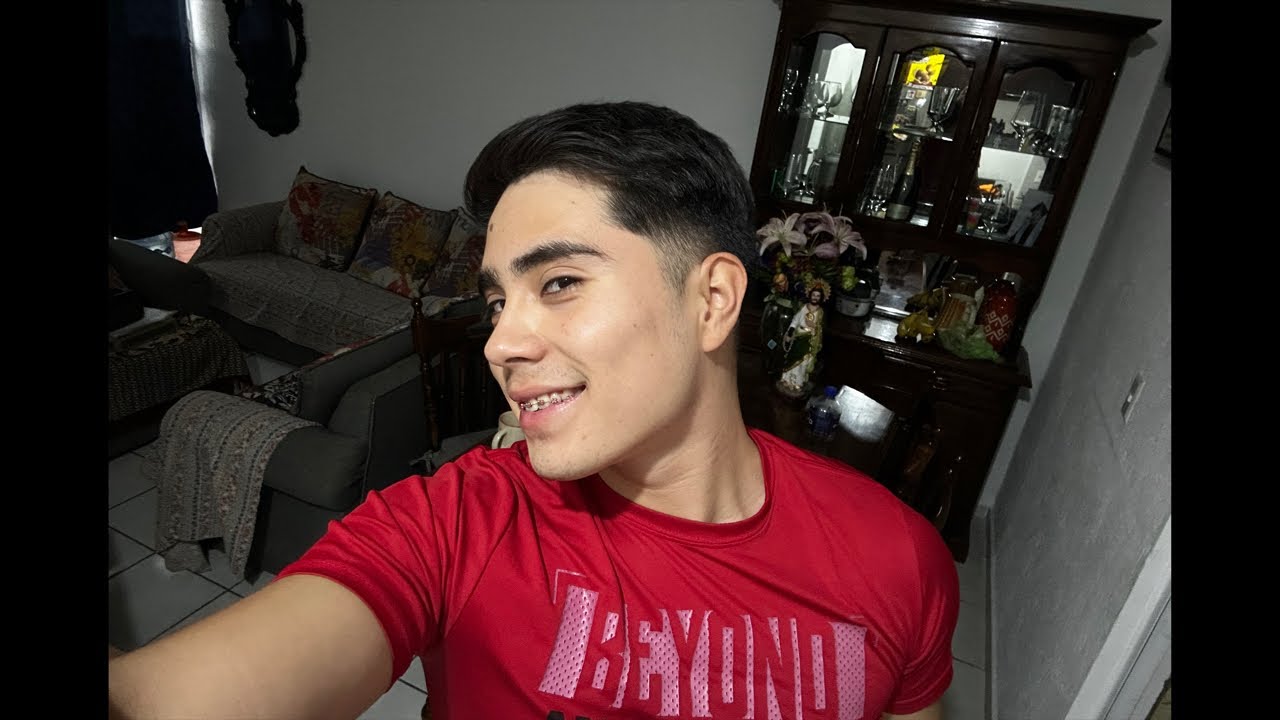Emiliano Torres está en vivo Terminando la semanita gay
